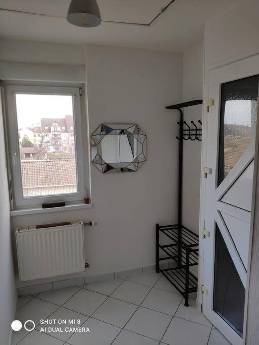 Joli Appartement Avec Place De Parking Prive Colmar Exterior foto